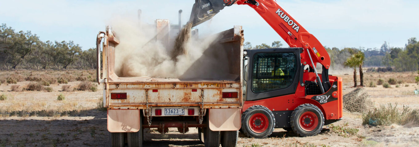 SSVSeries_SSV65_header-2-1360x478 kubota SSV65 Skid Steer - Image 1